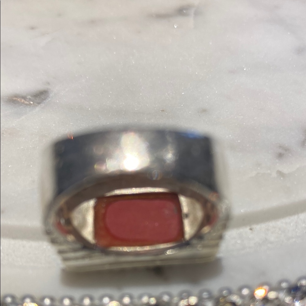 Elegant Sterling Silver and Red Stone Ring - Picture 4 of 5